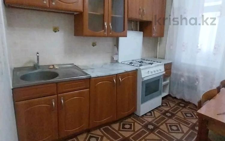 2-бөлмелі пәтер · 52 м² · 3/5 қабат, Қонаев ш/а. 23, бағасы: 120 000 ₸ в Уральске, мкр Кунаева — фото 2