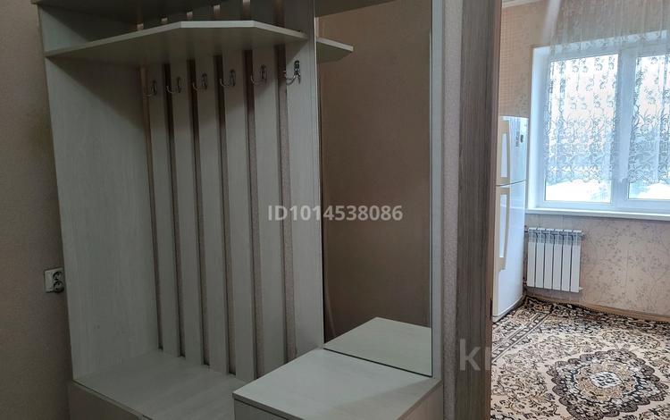 1-комнатная квартира · 41 м² · 7/9 этаж, мкр Аксай-4 3 — Саина Жубанова за 230 000 ₸ в Алматы, Ауэзовский р-н — фото 2