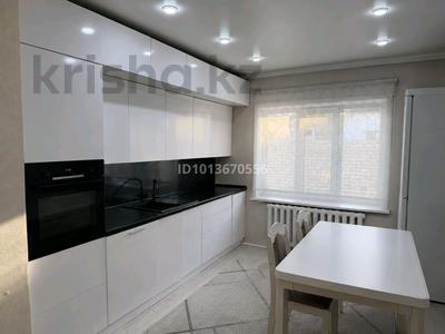 Жеке үй · 2 бөлме · 87.4 м² · 6 жүзд., Пушкина 19, бағасы: 26 млн ₸ в Семее