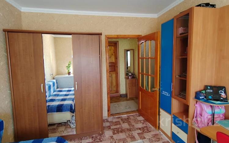 3-комнатная квартира, 69 м², 2/10 этаж, Майры 19 за ~ 23.5 млн 〒 в Павлодаре — фото 2