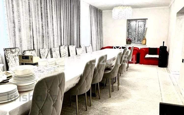 Дом · 6 комнат · 200 м², Кокорай 7 — Обаган за 80 000 〒 в Астане, Алматы р-н — фото 2