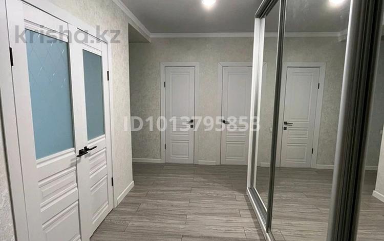 2-бөлмелі пәтер · 75 м², Алтын орда ш/а. 48 Г/2, бағасы: 180 000 ₸ в Актобе, мкр. Алтын орда — фото 2