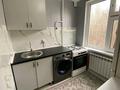 2-комнатная квартира · 44 м² · 3/5 этаж, Розы Баглановой 16 — Рядом школа 18 детсад. за 11.3 млн 〒 в Актобе, жилой массив Кирпичный — фото 2