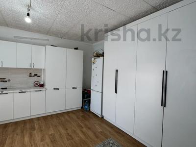 Жеке үй · 5 бөлме · 180 м² · 10 жүзд., Геолог-7, бағасы: 13.6 млн ₸ в Актобе, мкр Гормолзавод