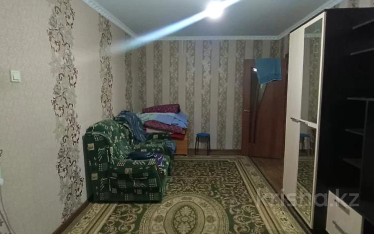 2-бөлмелі пәтер · 45 м² · 2/5 қабат, мкр Жансая, бағасы: 11.5 млн ₸ в Таразе — фото 4
