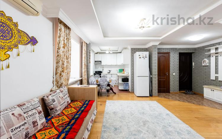 3-комнатная квартира · 50 м² · 1/5 этаж, проспект Тауелсиздик 6/1 за 19 млн ₸ в Астане, Алматы р-н — фото 2