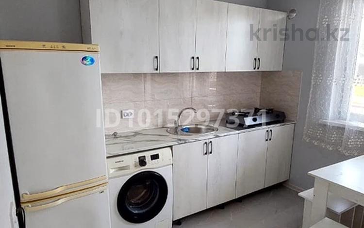 1-комнатная квартира · 45 м² · 2/2 этаж, мкр Шанырак-1 9 — Школа 169 Садик 161 остановка школа главная дорога все рядом остановки магазины за 150 000 ₸ в Алматы, Алатауский р-н — фото 5