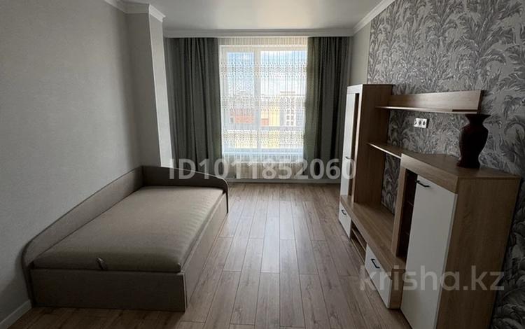 2-комнатная квартира · 65.4 м² · 10/12 этаж, ул. Бухар Жырау 32/1 за 350 000 ₸ в Астане, Есильский р-н — фото 2