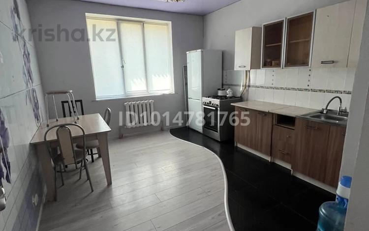 2-комнатная квартира · 57 м² · 6/6 этаж, мкр Нурсая 64 за 16.5 млн ₸ в Атырау — фото 2