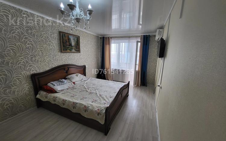 1-бөлмелі пәтер · 45 м² · 5/5 қабат, 5 мкр 34 — Арбат бойы, бағасы: 3 000 ₸ в Атырау, мкр Привокзальный-5 — фото 2