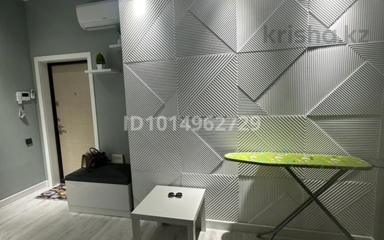 2-комнатная квартира · 70 м² · 5/10 этаж, мкр Жетысу-2 83 за 28 000 ₸ в Алматы, Ауэзовский р-н — фото 2