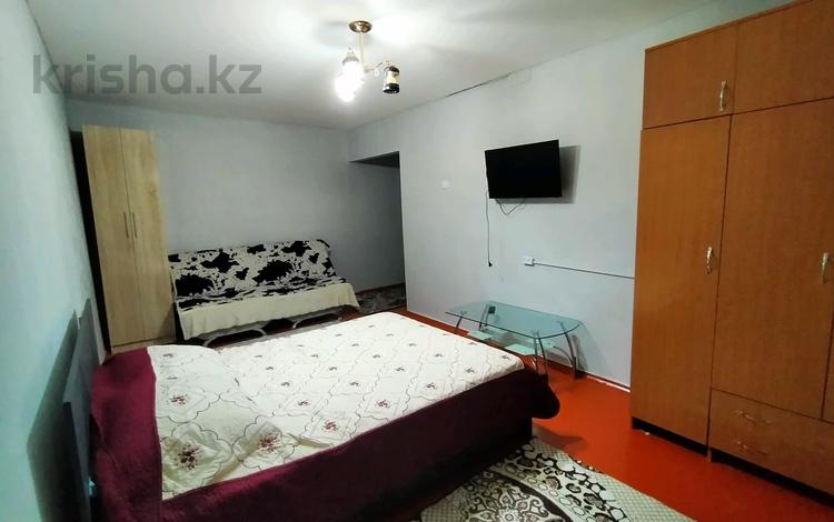 1-бөлмелі пәтер, 40 м², 3/5 қабат сағатына, Самал, бағасы: 1 500 〒 в Талдыкоргане, мкр Самал — фото 13