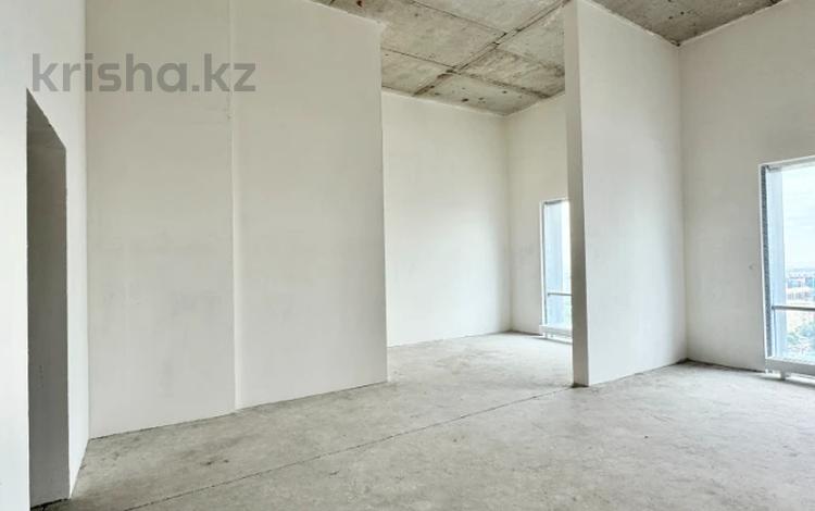 5-бөлмелі пәтер · 167 м² · 18/19 қабат, Розыбакиева 320 — ЭКСКЛЮЗИВ! Панорамная квартира с высотой потолков 5 метров в ЖК 4YOU, бағасы: 256 млн ₸ в Алматы, Бостандыкский р-н — фото 2