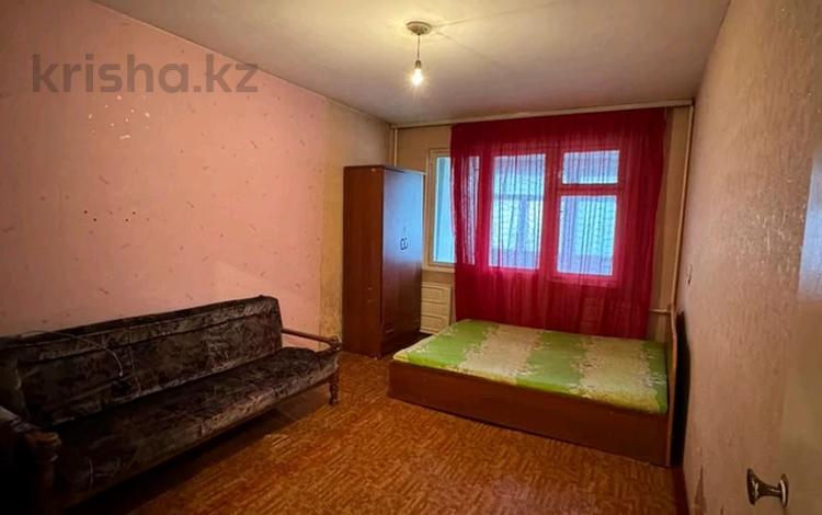 2-комнатная квартира, 56 м², 4/5 этаж, 18 мкр 4