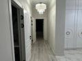 3-комнатная квартира · 110 м² · 5/20 этаж, мкр Мамыр-1 26/1 за 700 000 ₸ в Алматы, Ауэзовский р-н — фото 2