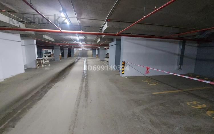 Паркинг · 14 м² · Нажимеденова 25 — Нурмагамбетова, бағасы: 25 000 〒 в Астане, Сарайшык р-н — фото 2