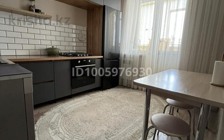 3-бөлмелі пәтер · 67 м² · 2/3 қабат, жилой массив Есет Батыр 21, бағасы: 21.5 млн 〒 в Актобе — фото 2