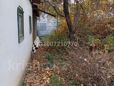 Отдельный дом · 2 комнаты · 90.4 м² · 5.74 сот., мкр Достык, Тургенская 16 за 60 млн ₸ в Алматы, Ауэзовский р-н