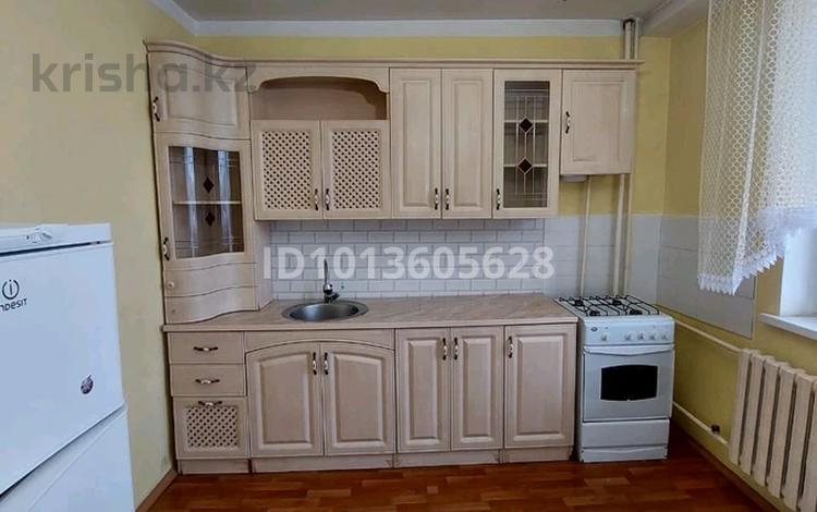 1-комнатная квартира · 40 м² · 3/9 этаж, мкр Жана Орда 2 за 130 000 ₸ в Уральске — фото 2