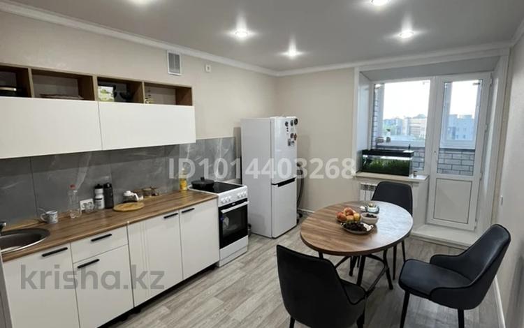 2-бөлмелі пәтер · 68.7 м² · 5/5 қабат, Строителей 34, бағасы: 16 млн ₸ в Аксу — фото 2