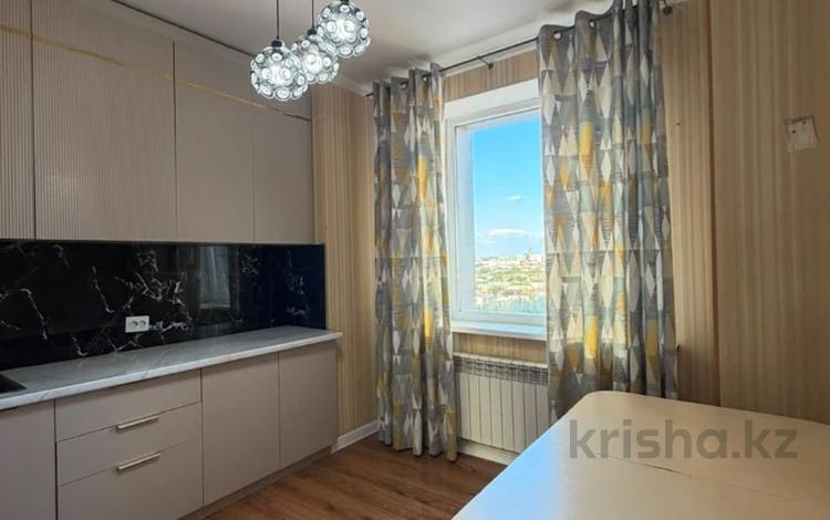 2-бөлмелі пәтер · 63 м² · 8/22 қабат, Валиханова 25\2, бағасы: 28.5 млн ₸ в Астане, р-н Байконур — фото 9