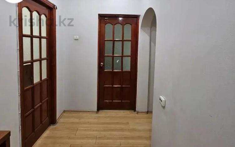 3-бөлмелі пәтер · 74 м² · 6/9 қабат, мкр Аксай-4, бағасы: 45.6 млн ₸ в Алматы, Ауэзовский р-н — фото 10