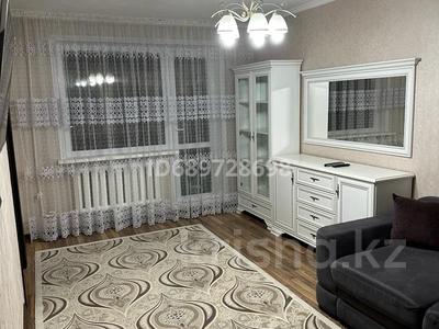 3-комнатная квартира · 63 м² · 4/5 этаж, мкр Юго-Восток, Муканова 14/2 за 250 000 〒 в Караганде, Казыбек би р-н