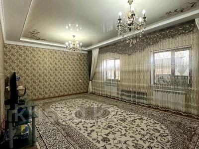 Отдельный дом · 4 комнаты · 180 м² · 8 сот., мкр Самал-3, Ул.Б.Даулбаева 146 за 38 млн ₸ в Шымкенте, Абайский р-н