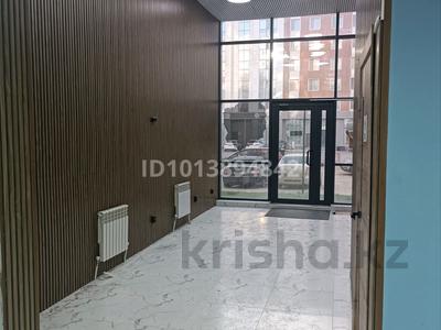 Свободное назначение, офисы, магазины и бутики, общепит, салоны красоты, фитнес и спорт, медцентры и аптеки, образование, развлечения, конференц-залы, кабинеты и рабочие места, студии · 190 м² за 900 000 ₸ в Астане, Сарайшык р-н