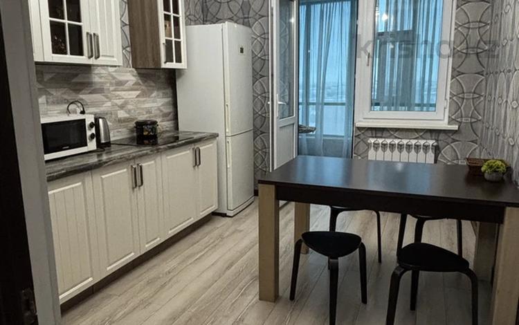 2-комнатная квартира · 86 м² · 15/25 этаж, мкр 11 112б — Актобе ажары за 16 000 〒 — фото 109