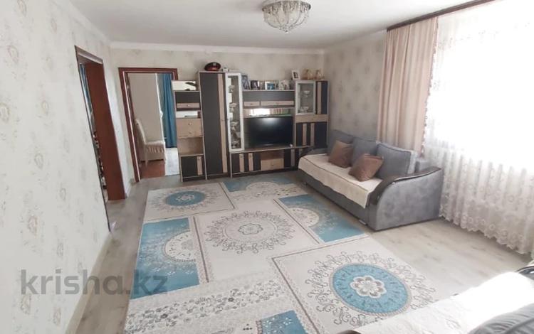 Отдельный дом · 4 комнаты · 137 м² · 10 сот., Молодежная 12 за 35.8 млн 〒 в Усть-Каменогорске — фото 2