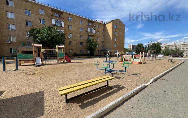 3-комнатная квартира · 91.4 м² · 1/5 этаж, Юность 4 за 33 млн ₸ в Семее — фото 2