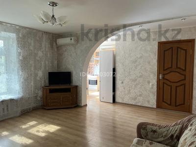 2-комнатная квартира · 53 м² · 3/5 этаж, проспект Нурсултана Назарбаева 191/1 за 17 000 ₸ в Уральске