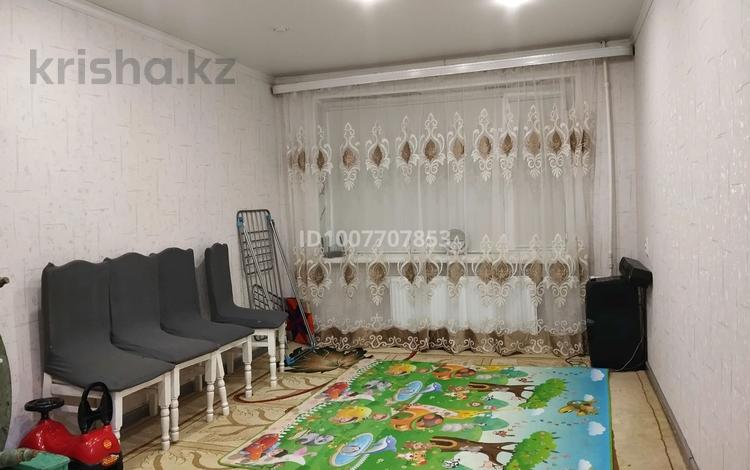 2-комнатная квартира · 45 м² · 1/5 этаж, Майкудук, Майкудук, 17й микрорайон 57 — Находится возле Супер Маркет Реал. за 10 млн 〒 в Караганде, Алихана Бокейханова р-н — фото 11