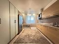 5-комнатная квартира · 400 м² · 13/17 этаж, мкр Самал-3, Аль-Фараби 25 за 380 млн ₸ в Алматы, Медеуский р-н — фото 8