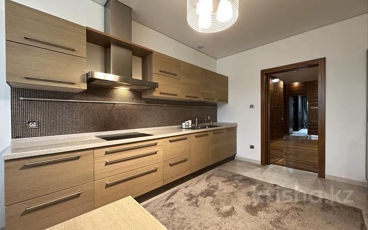 5-комнатная квартира · 400 м² · 13/17 этаж, мкр Самал-3, Аль-Фараби 25 за 380 млн ₸ в Алматы, Медеуский р-н — фото 29