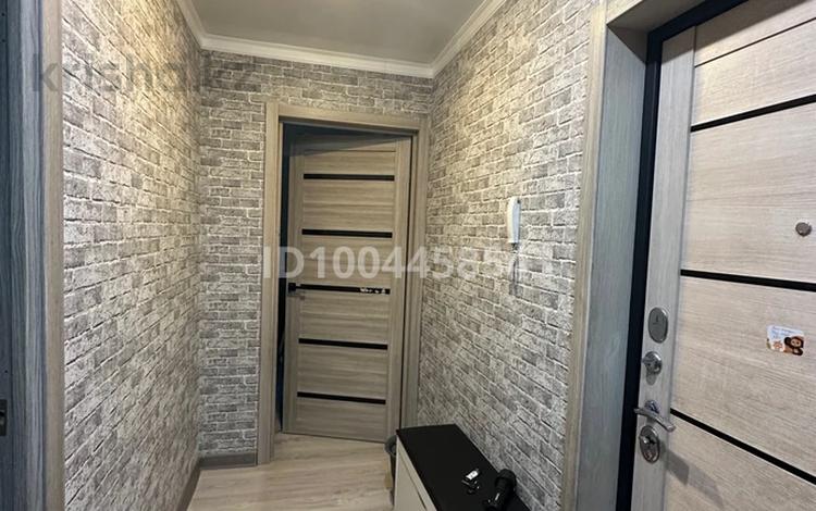 2-комнатная квартира · 44 м² · 1/5 этаж, мкр Юго-Восток, Университетская за 15.8 млн ₸ в Караганде, Казыбек би р-н — фото 10
