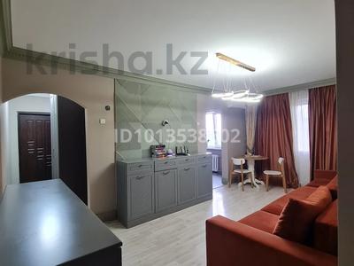 3-комнатная квартира · 60 м² · 4/4 этаж, Розыбакиева 208 — Пересечение Тимирязева за 400 000 ₸ в Алматы, Бостандыкский р-н