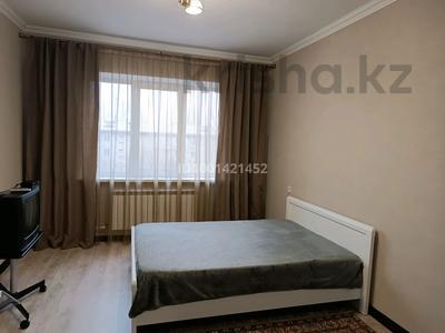 Аренда квартир в Алматы: 1-комнатная квартира · 43 м² · 5/5 этаж · помесячно, мкр Аксай-2 — Момышулы -Толе би за 220 000 〒 1-комнатная квартира · 43 м² · 5/5 этаж · помесячно, мкр Аксай-2 — Момышулы -Толе би за 220 000 〒 в Алматы, Ауэзовский р-н