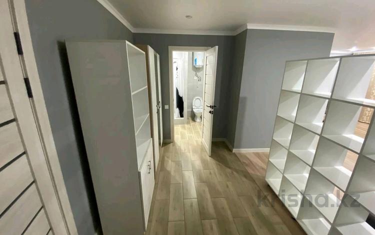 1-комнатная квартира · 40 м² · 1/9 этаж, Баймагамбетова — Баймагамбетова - Аль-Фараби за 200 000 〒 в Костанае — фото 2