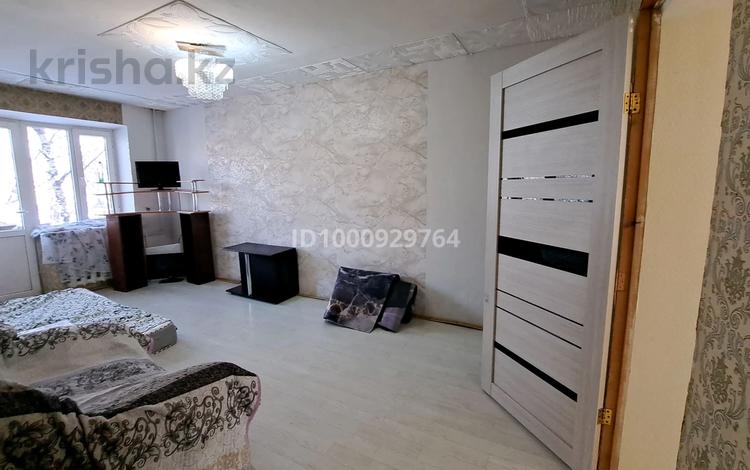 2-бөлмелі пәтер · 55 м² · 2/4 қабат, мкр 13-й военный городок, Суюнбая 669, бағасы: 200 000 ₸ в Алматы, Турксибский р-н — фото 4