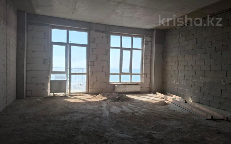 3-комнатная квартира · 138 м² · 5/16 этаж, 15-й мкр 74 за 50 млн ₸ в Актау — фото 20
