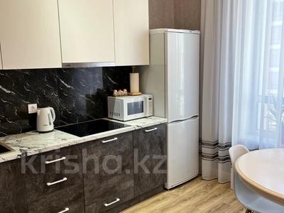 Аренда квартир в Астане: 1-комнатная квартира · 38 м² · 6/9 этаж · помесячно, Кабанбай батыра 45/3 за 200 000 〒 1-комнатная квартира · 38 м² · 6/9 этаж · помесячно, Кабанбай батыра 45/3 за 200 000 〒 в Астане, Нура р-н