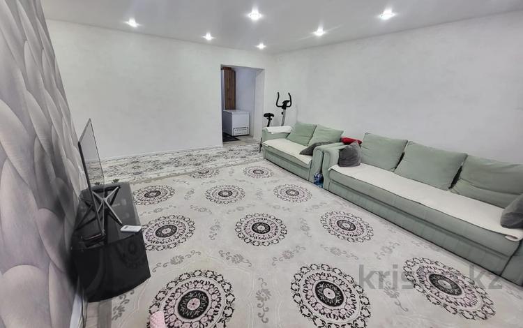 3-бөлмелі пәтер · 82.7 м² · 1/9 қабат, Кокжал Барака 13/1, бағасы: 39 млн ₸ в Усть-Каменогорске — фото 12