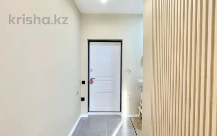 2-комнатная квартира · 42 м² · 9/9 этаж, Райымбека за 38.5 млн ₸ в Алматы, Алмалинский р-н — фото 2