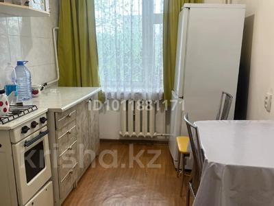 1-бөлмелі пәтер · 37 м² · 3/5 қабат, мкр Тастак-2 — Толе би, бағасы: 220 000 ₸ в Алматы, Алмалинский р-н