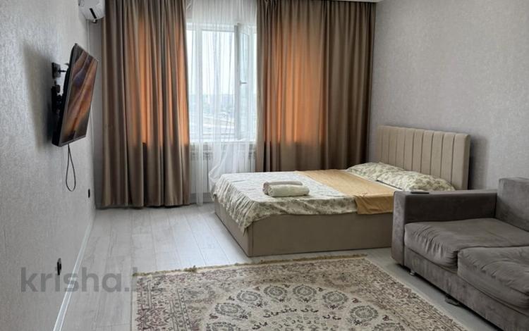1-бөлмелі пәтер · 35 м² · 7/10 қабат, ул. Карасай батыра 345, бағасы: 17 000 ₸ в Алматы, Алмалинский р-н — фото 2