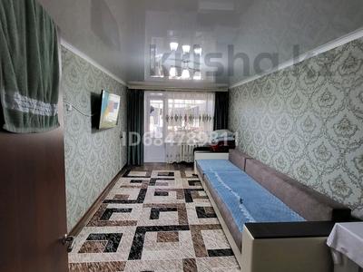 2-комнатная квартира, 45 м², 3/5 этаж, 2 мик 73 за 5 млн 〒 в Качаре