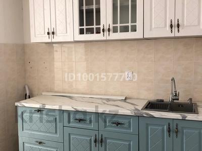 Аренда квартир в Актюбинской обл.: 1-комнатная квартира · 39 м² · 1/5 этаж · помесячно, мкр 8 298/3 за 120 000 〒 1-комнатная квартира · 39 м² · 1/5 этаж · помесячно, мкр 8 298/3 за 120 000 〒 в Актобе