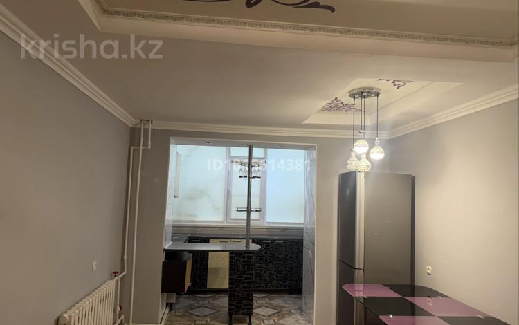 2-бөлмелі пәтер · 52 м² · 1/5 қабат, Достык 36 /4кв 17 36, бағасы: 18 млн ₸ в Хромтау — фото 2